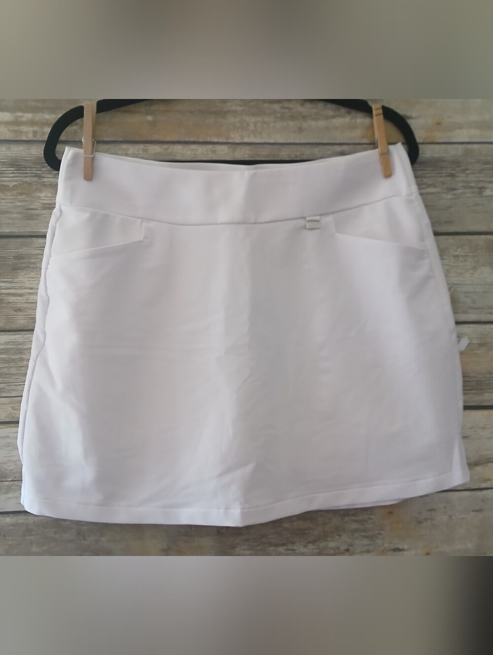 Greg Norman Womens White Skort with Pockets, Golf, Pickleball, Casual